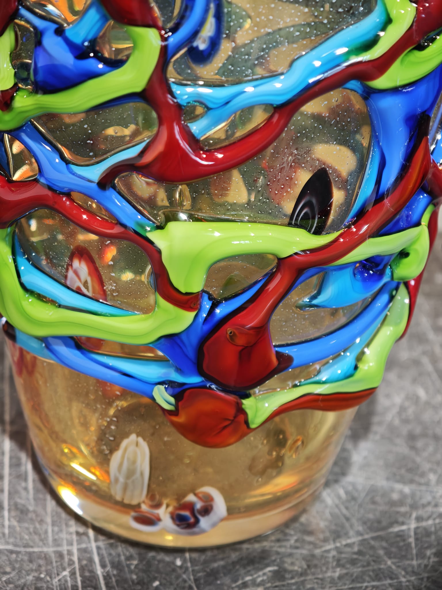 Vaas glas Carnaval 33cm