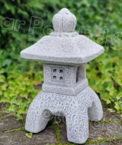 Kleine Japanse pagode 36cm hoog - Eliassen.nl