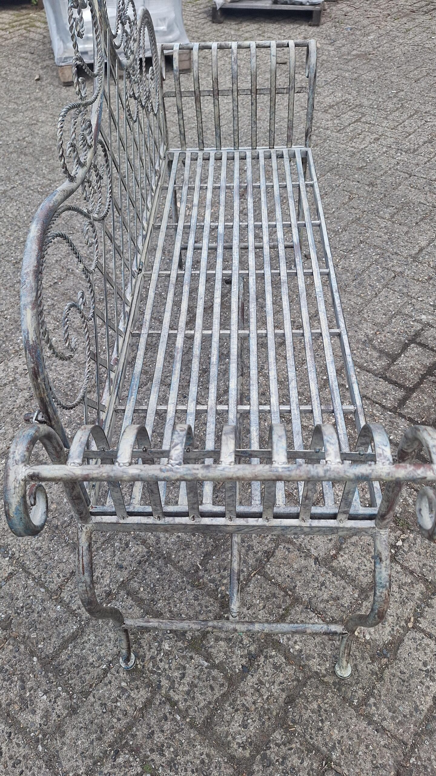 Tuinbank Arles 135cm