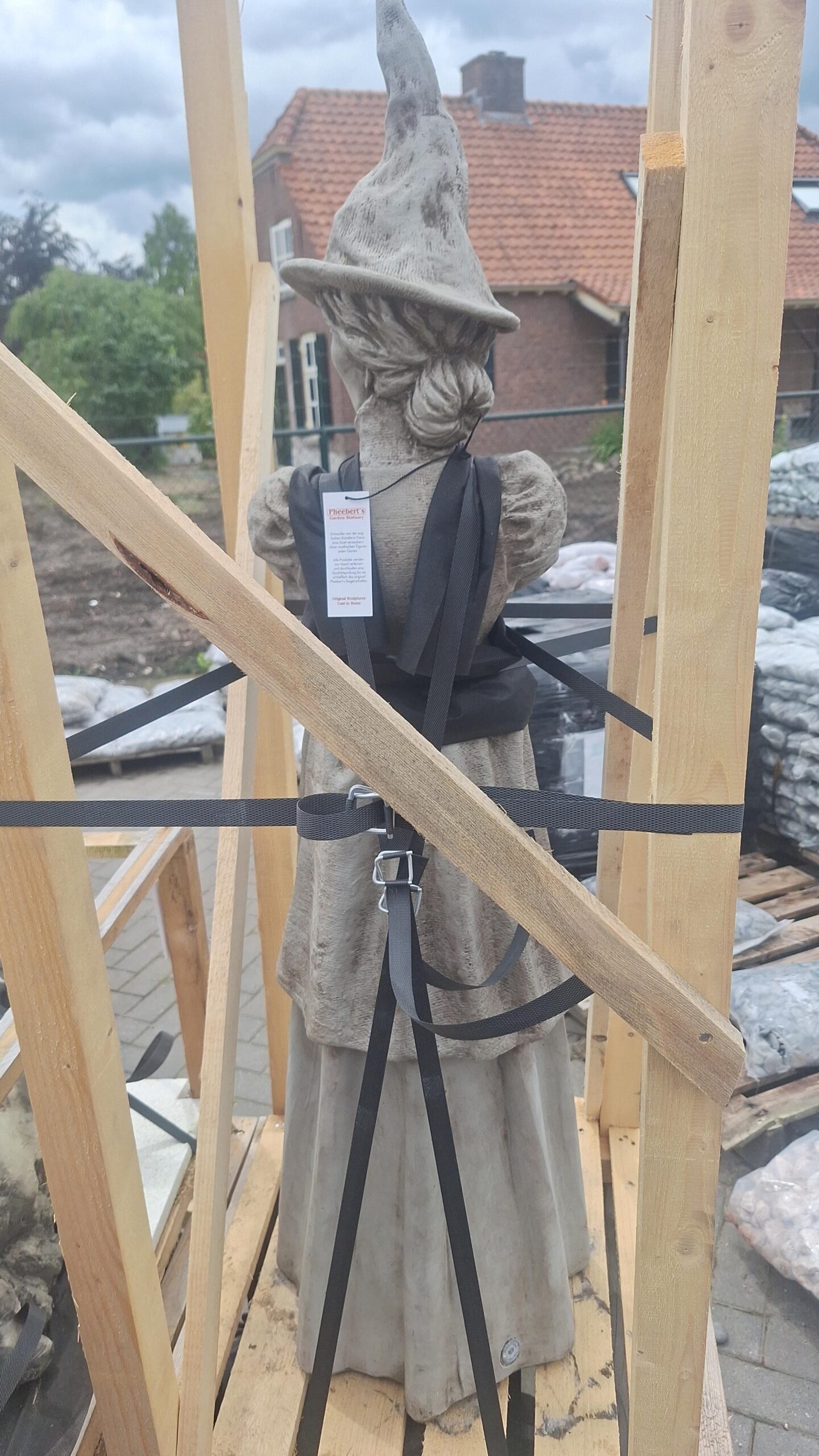 Beeld heks Medea 127cm