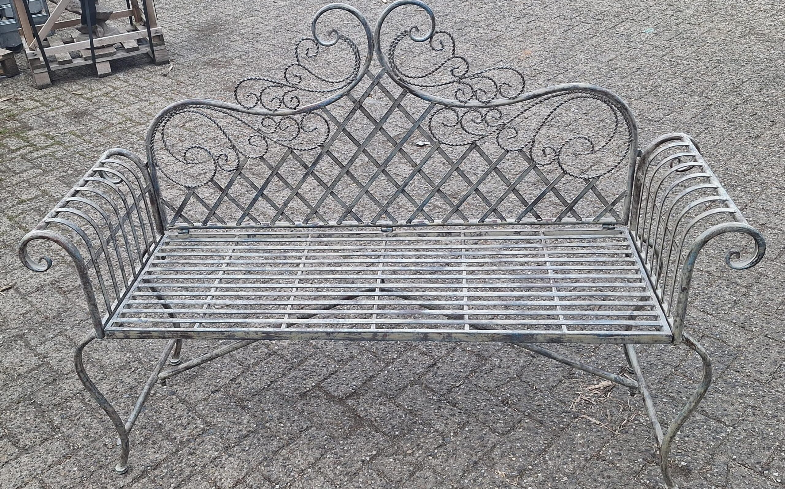 tuinbank metaal Arles 145cm - Eliassen.nl
