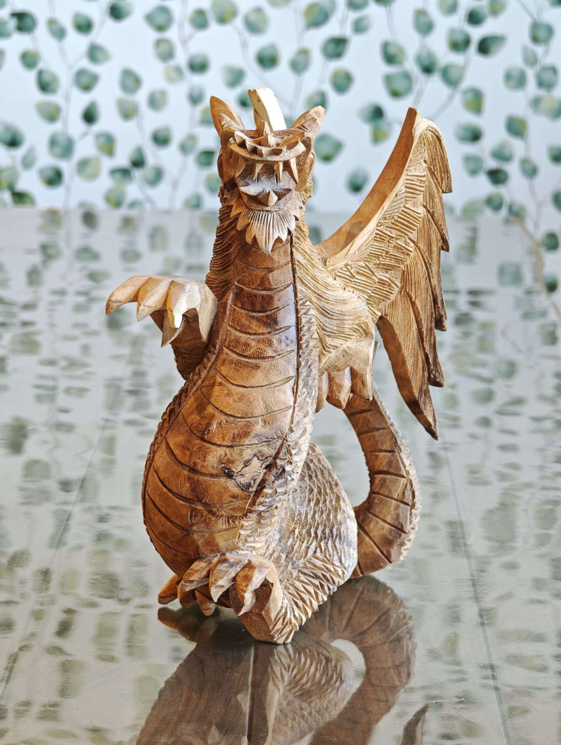 Beeld hout Sina draak gedetailleerd 32cm