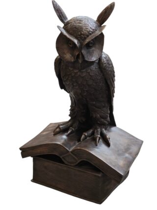 Bronzestatue einer weisen Eule auf Büchern, 95 cm, eliassen.nl 5