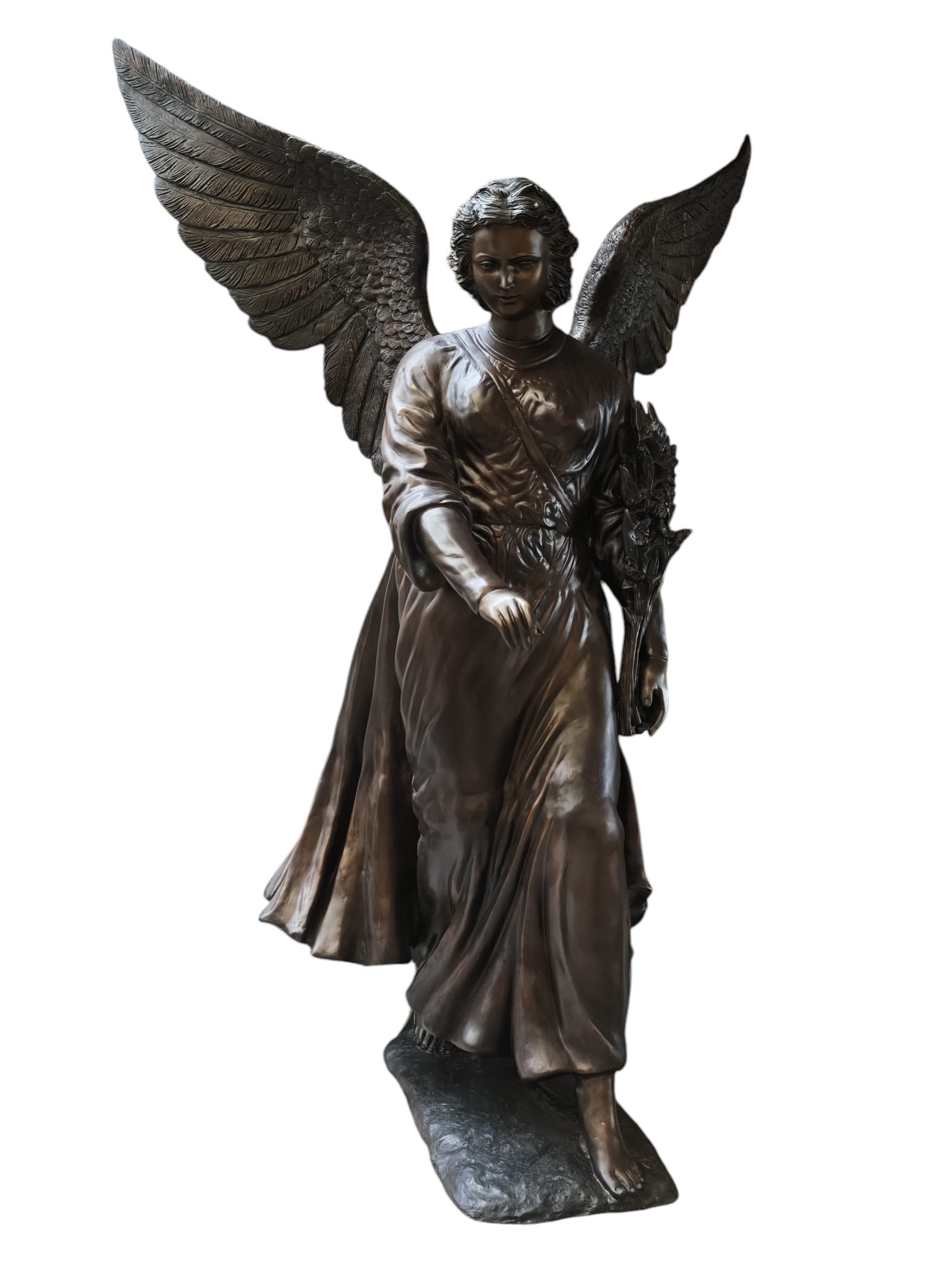 Bronzen beeld Engel met bloemstuk in hand 230cm